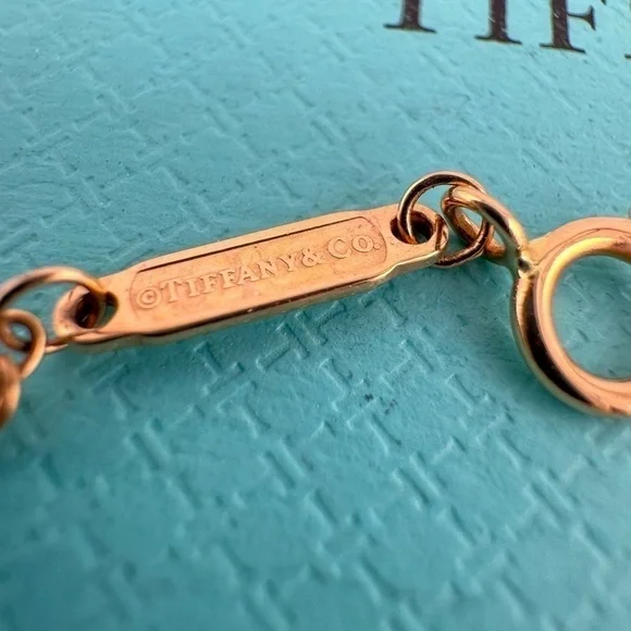 Tiffany & Co. Love Bugs Butterfly Bracelet 18k Rose Gold - Picture 7 of 10